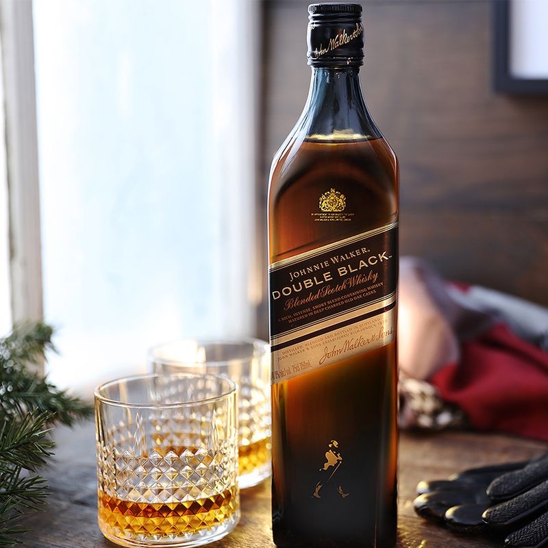 736008-whisky-johnniewalkerdoubleblack-1L_4