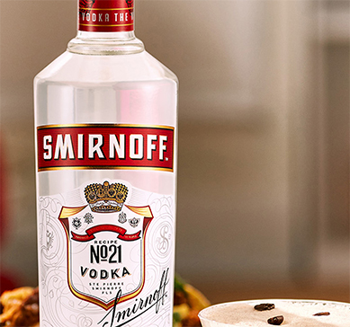Imagem ilustrativa de garrafa vodka Smirnoff 600ml
