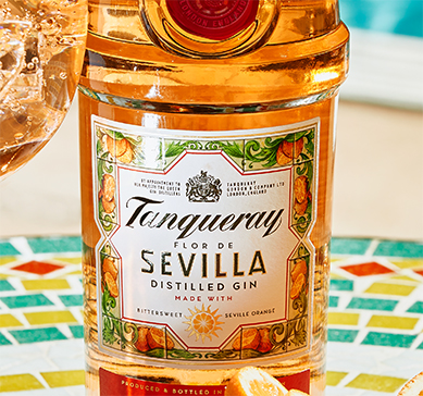 Garrafa de gin Tanqueray flor de Sevilla 